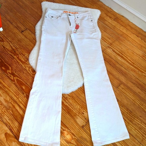 Pepe Jeans London NWT White Mid Rise Bootcut Flare Jeans - Pepe 73 Collection - Picture 1 of 15
